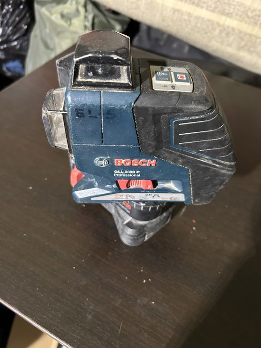 Laser bosch GLL 3-80P!!