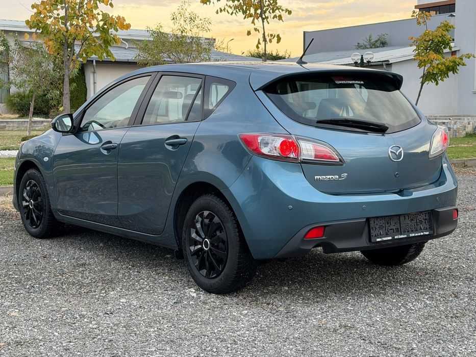 MAZDA 3 2010 — imagine 5