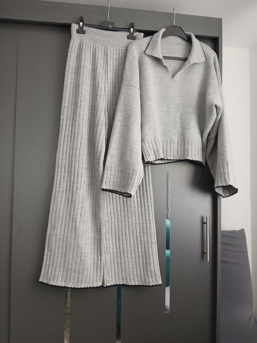 Compleu de damă tricot Mărime Universala