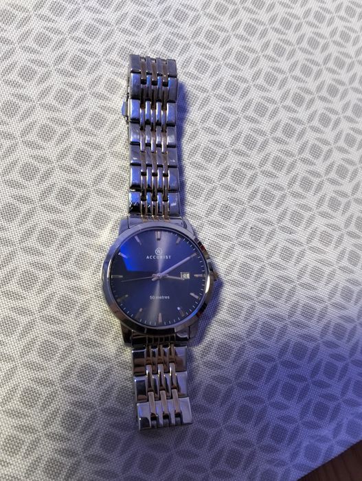 Ceas accurist 50 m water rezistant !