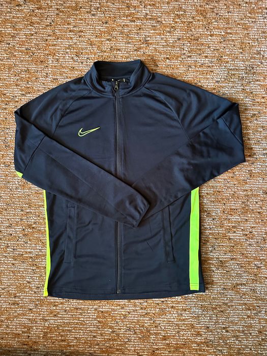 Nike мъжки суичър