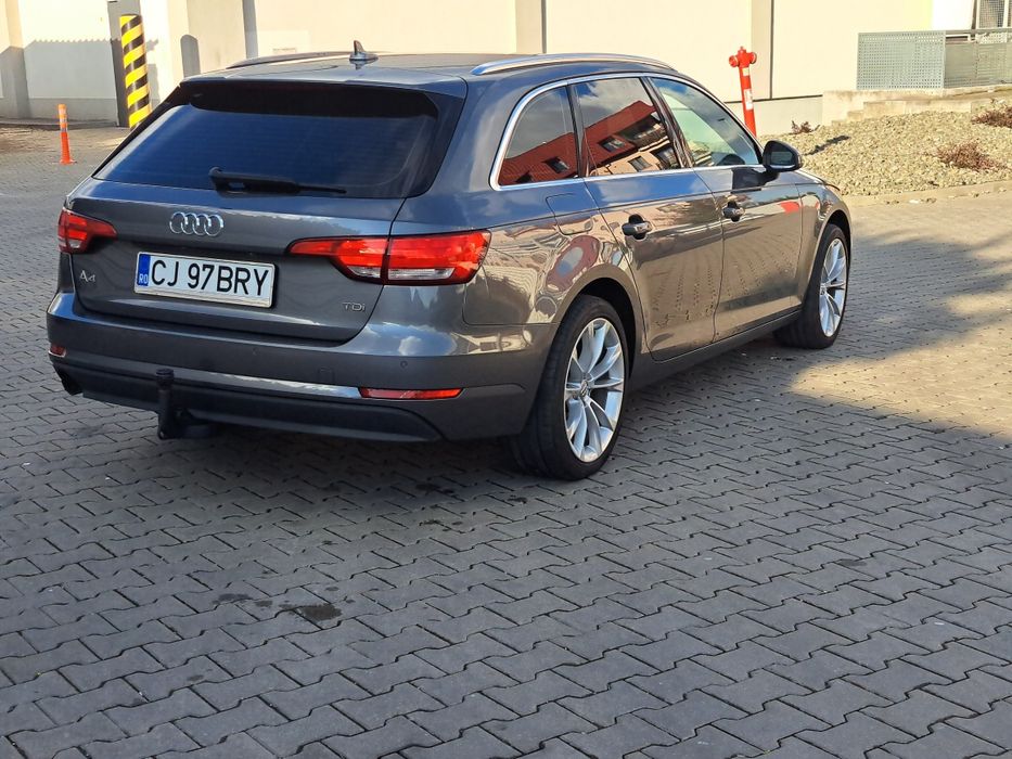 Vând Audi A4 2.0 TDI automat