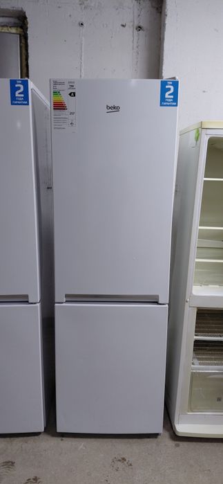 Холодильник рабочи