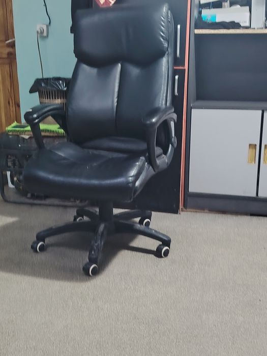 Продам офисное кресло