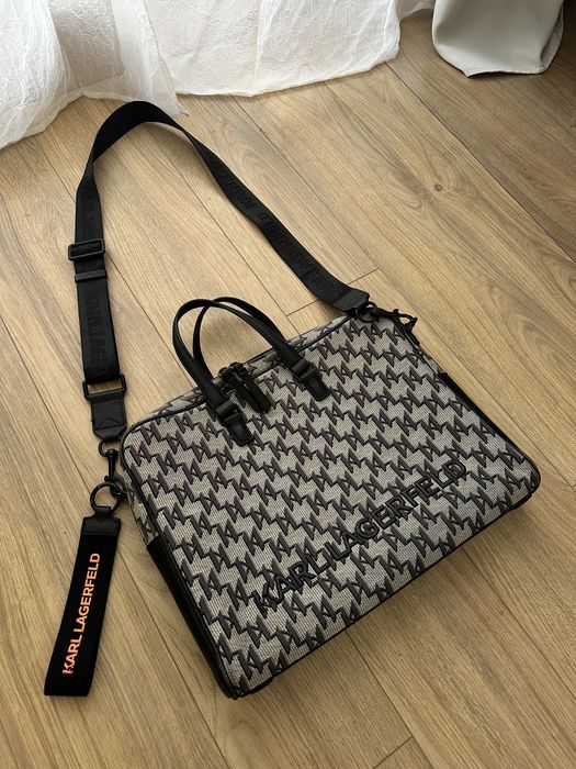 ОРИГИНАЛНА! Karl Lagerfeld чанта за лаптоп дамска / мъжка НЕВЕРОЯТНА!