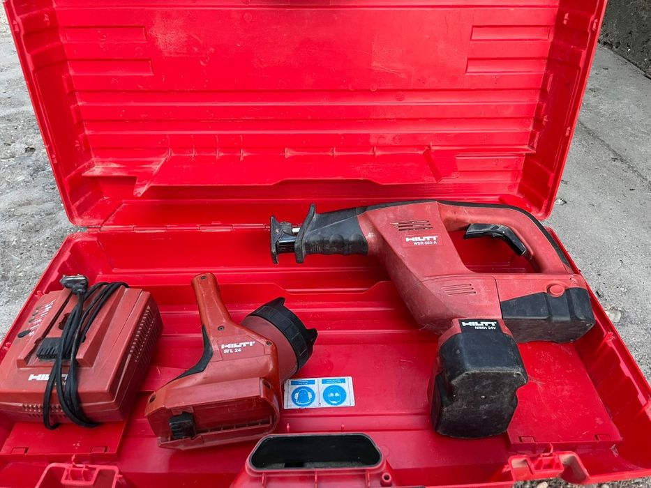 Fierăstrău HILTI WSR 650-A