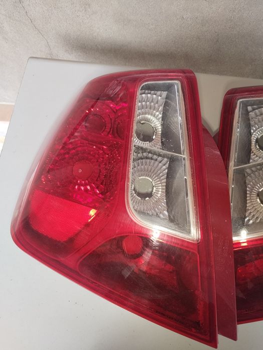 Ласете задний стоп фара