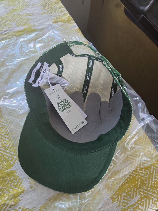 Șapcă lacoste,  mărimea L, nouă,  preț 120 roni