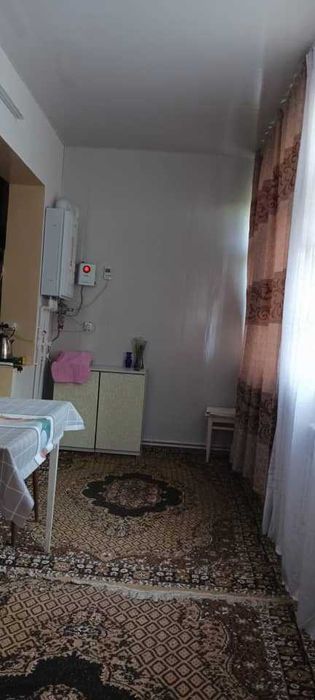 Продажа 3комнатной квартиры Чирчик, Военный городок, с мебелью, дешево