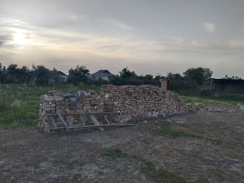 Піскен кірпш сатылады