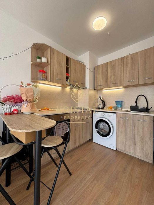 Продава се Двустаен апартамент в к.к. Слънчев бряг - 80 кв.м за 561 €/кв.м - Снимка #1