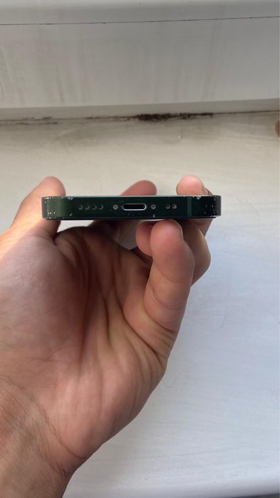 Продам iPhone 13 mini 128 GB