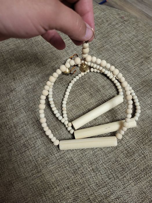 Продам качели для попугаев.