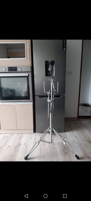 Vând stative de tomuri și bongasuri