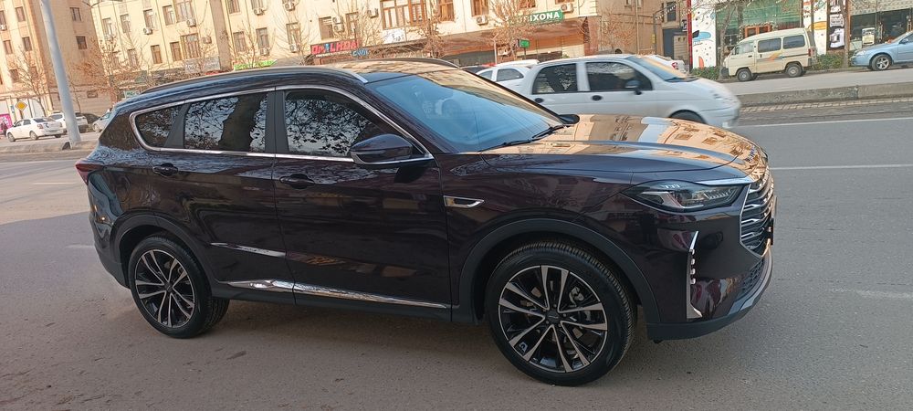Jetour x70 plus xolati yangi