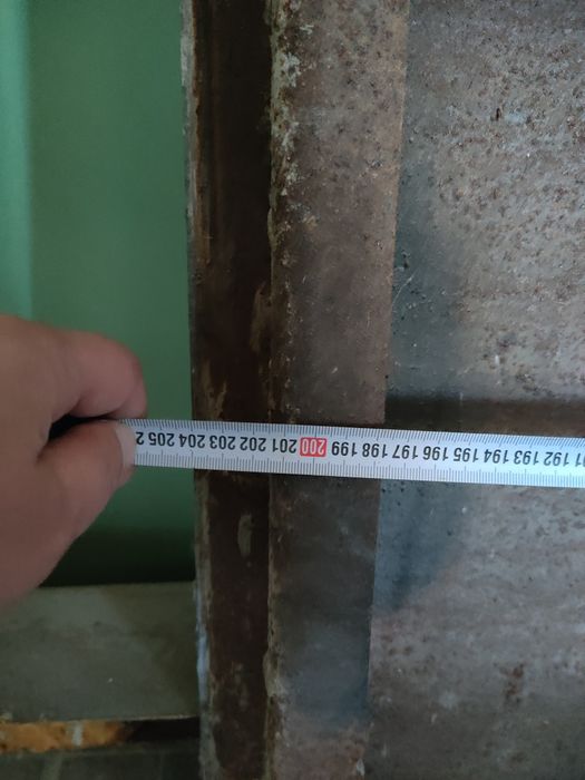 Продам железную дверь