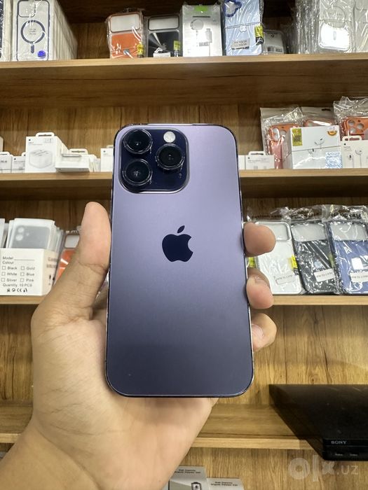 Iphone 14 pro purple