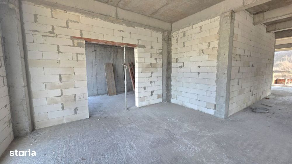 Apartament 1 cameraComplex Nicolina 2,5 km de Podu Ros  TVA Inclus