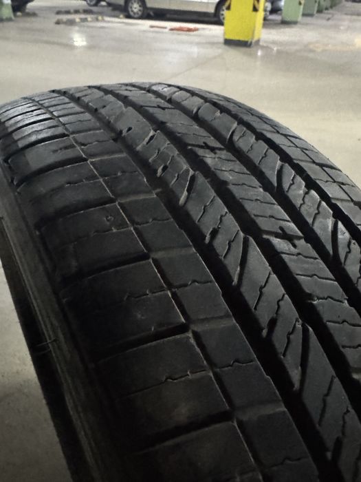 Шины 215/60/17 Bridgestone