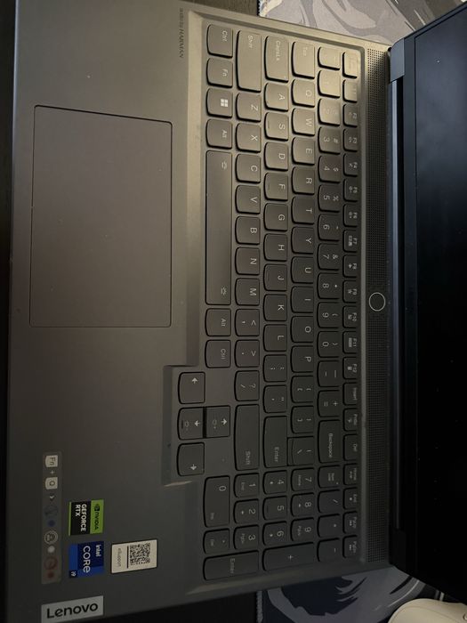 Lenovo Legion Slim 7 16IRH8 – на части – изгоряла дънна платка