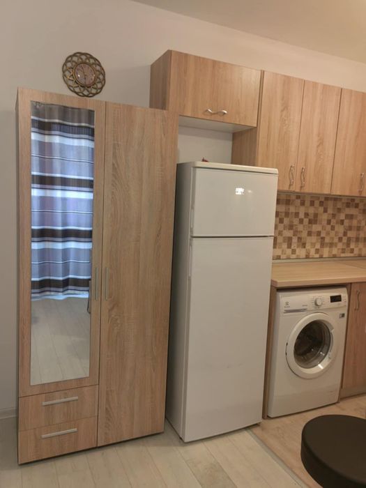 Дава се под наем Едностаен апартамент в Пловдив, Южен - 40 кв.м за 275 € - Снимка #2