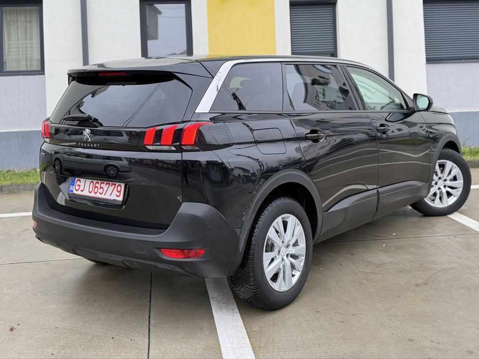 Peugeot 5008- 1.5Hdi -2021- 7 Locuri-Cockpit-Automat