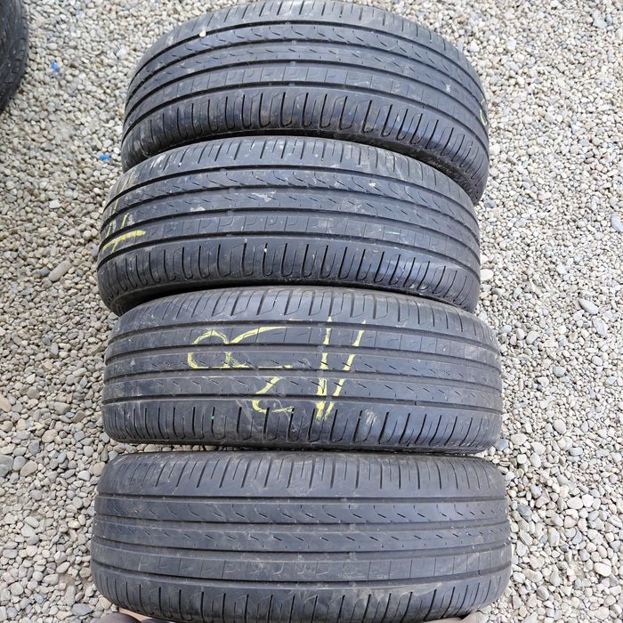 205/55 r17 de vara 4 buc foarte bune Pirelli
