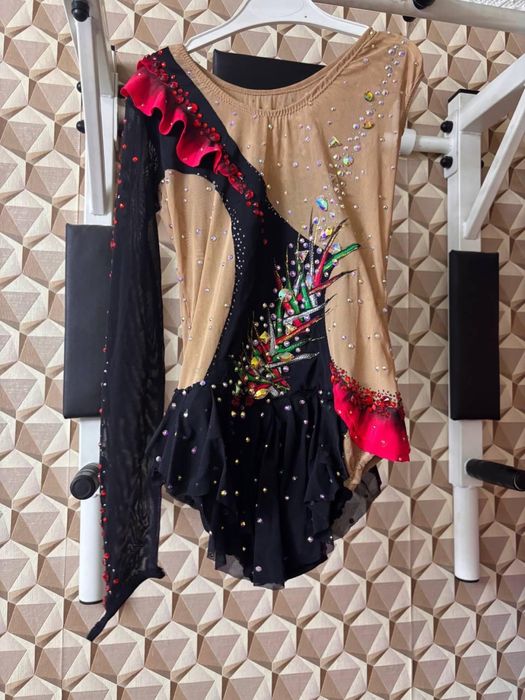 Продам купальник