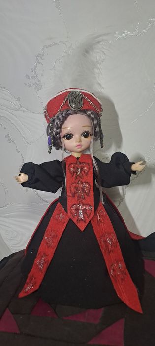 Коллекционная национальная кукла «Казахская красавица» кукла
Продам кр