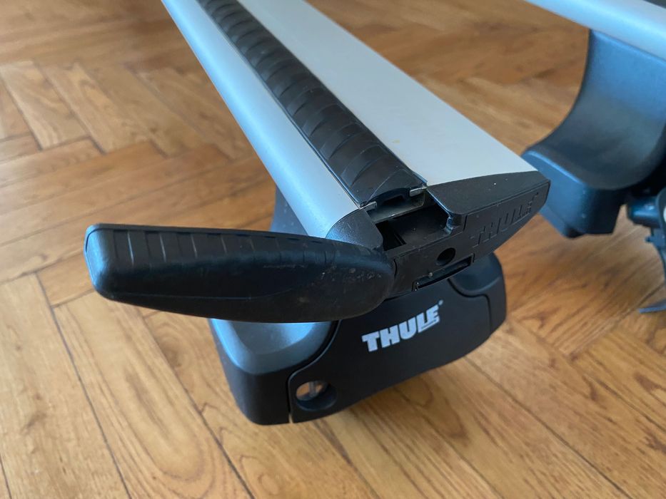 Напречни греди Thule WingBar, пълен комплект за Seat Leon 2017-2020г.