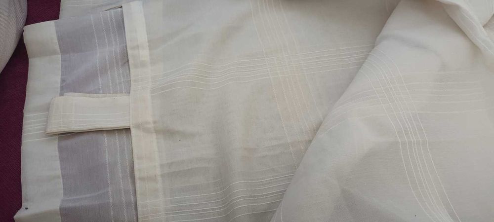 Нови завеси в кремав цвят