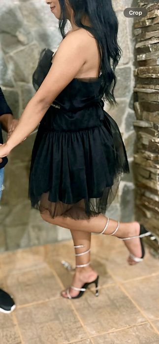 черна къса рокля