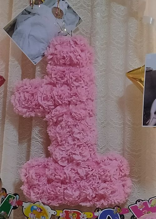 Dekarativ 1 soni sotiladi. Ijaraga ham beriladi