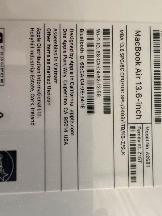 Macbook air m2 24GB Ram 1TB sigilat