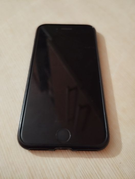 IPhone 7 32 Gb сатылады