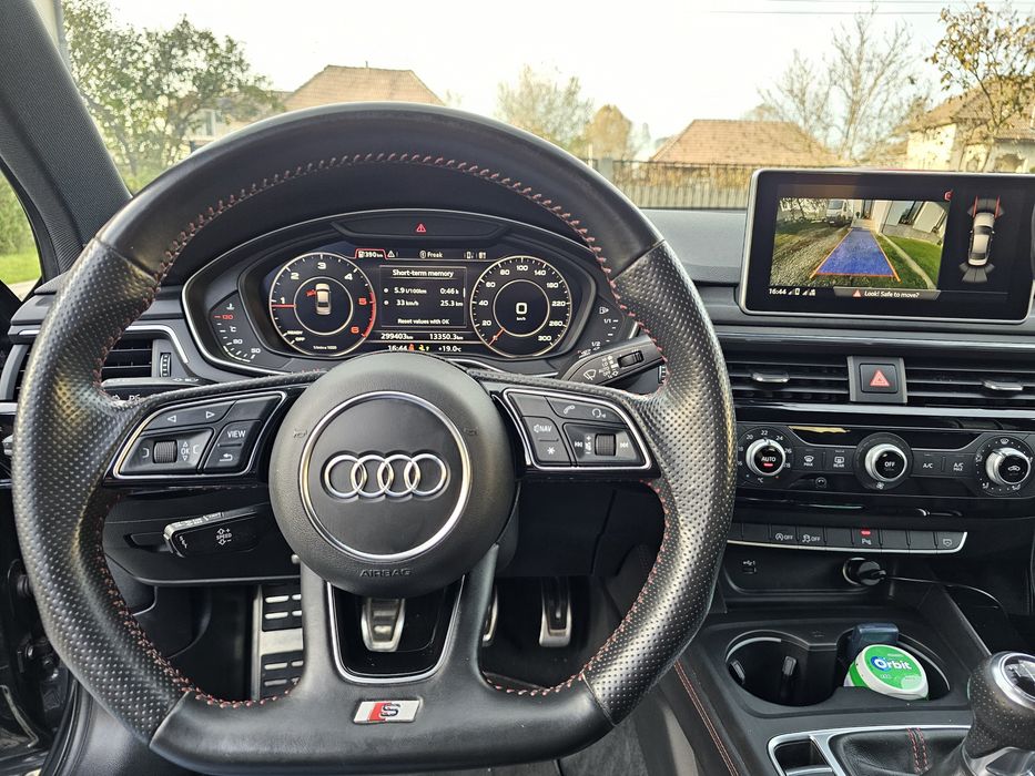 AUDI A4 2018 — imagine 4