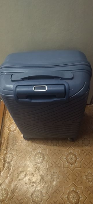 продам чемодан для ручной клади