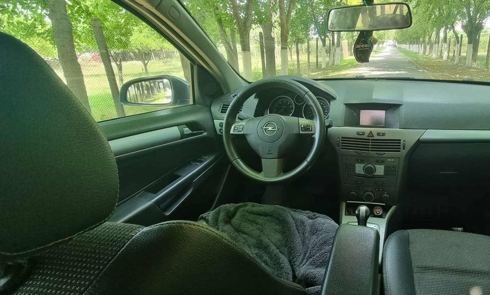 Opel Astra H Automat