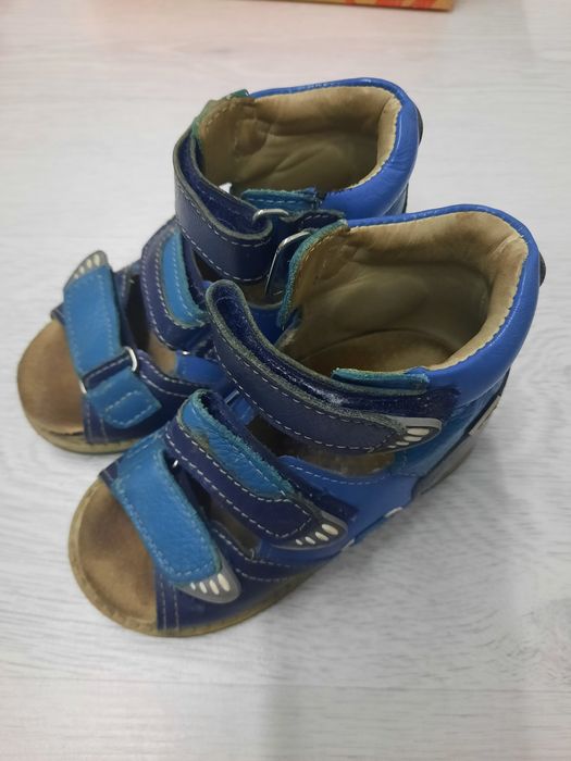 Ортопедические обувь