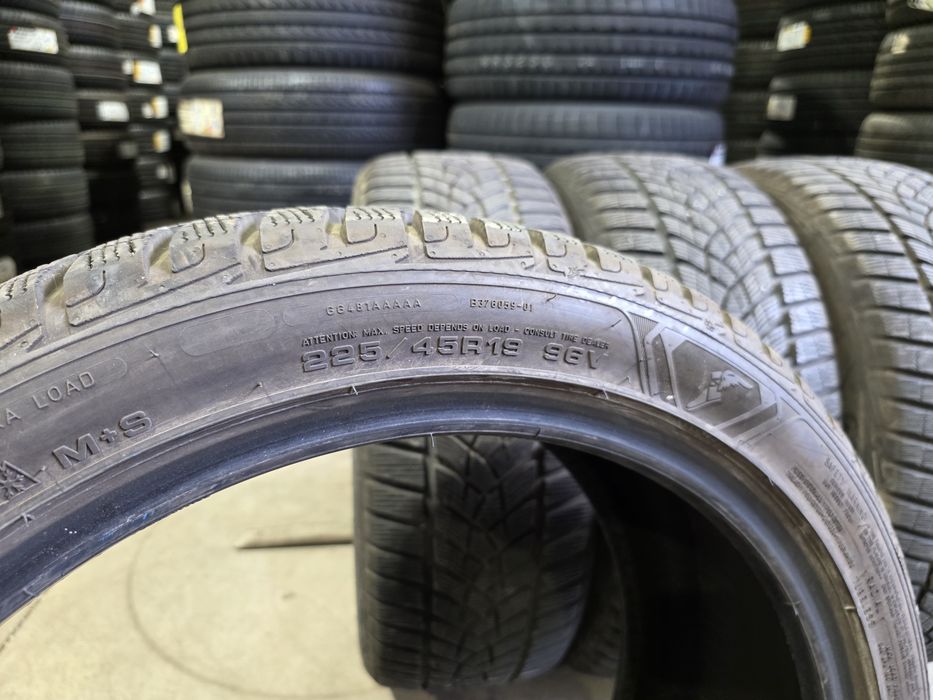 225/45/19 GOODYEAR 4бр