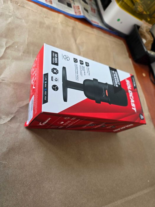 Нов HyperX SoloCast – USB Микрофон Неотварян