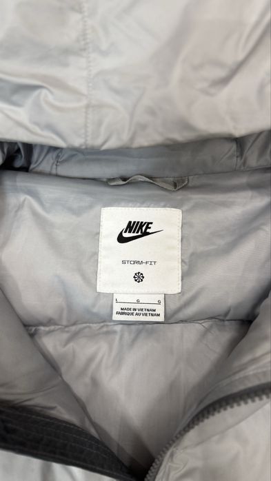 Зимняя куртка Nike