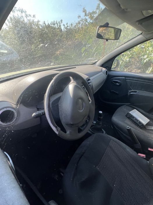 Dacia Sandero 1.4 НА ЧАСТИ