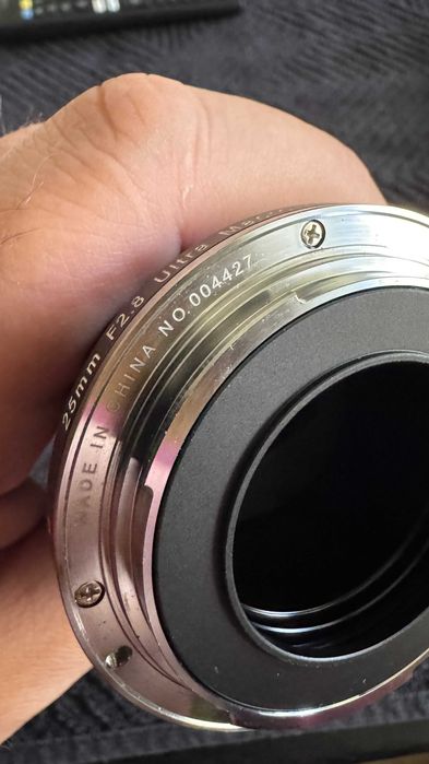 Obiectiv Laowa Venus Optics 25mm F2.8 2.5-5X Ultra-Macro EF