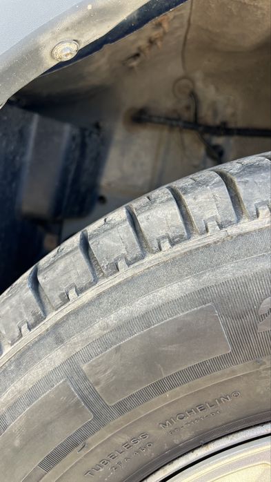 Летни гуми MICHELIN AGILIS 215/75/16 за бус/кемпер