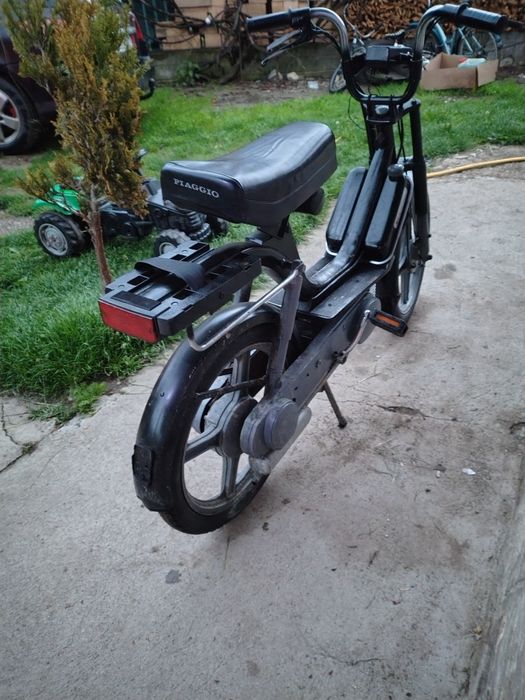 Vând scuter Piaggio