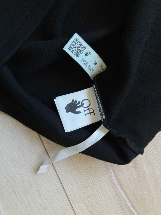 Off White мъжка черна тениска размер S