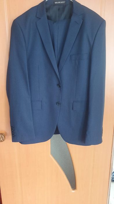 Продам костюм мужской