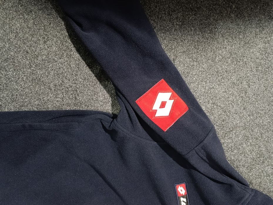 Кофта от Lotto из 2000-х годов