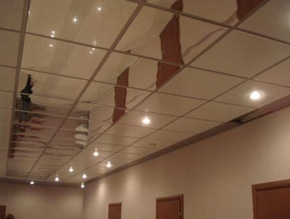 Огледални пана за растерен окачен таван